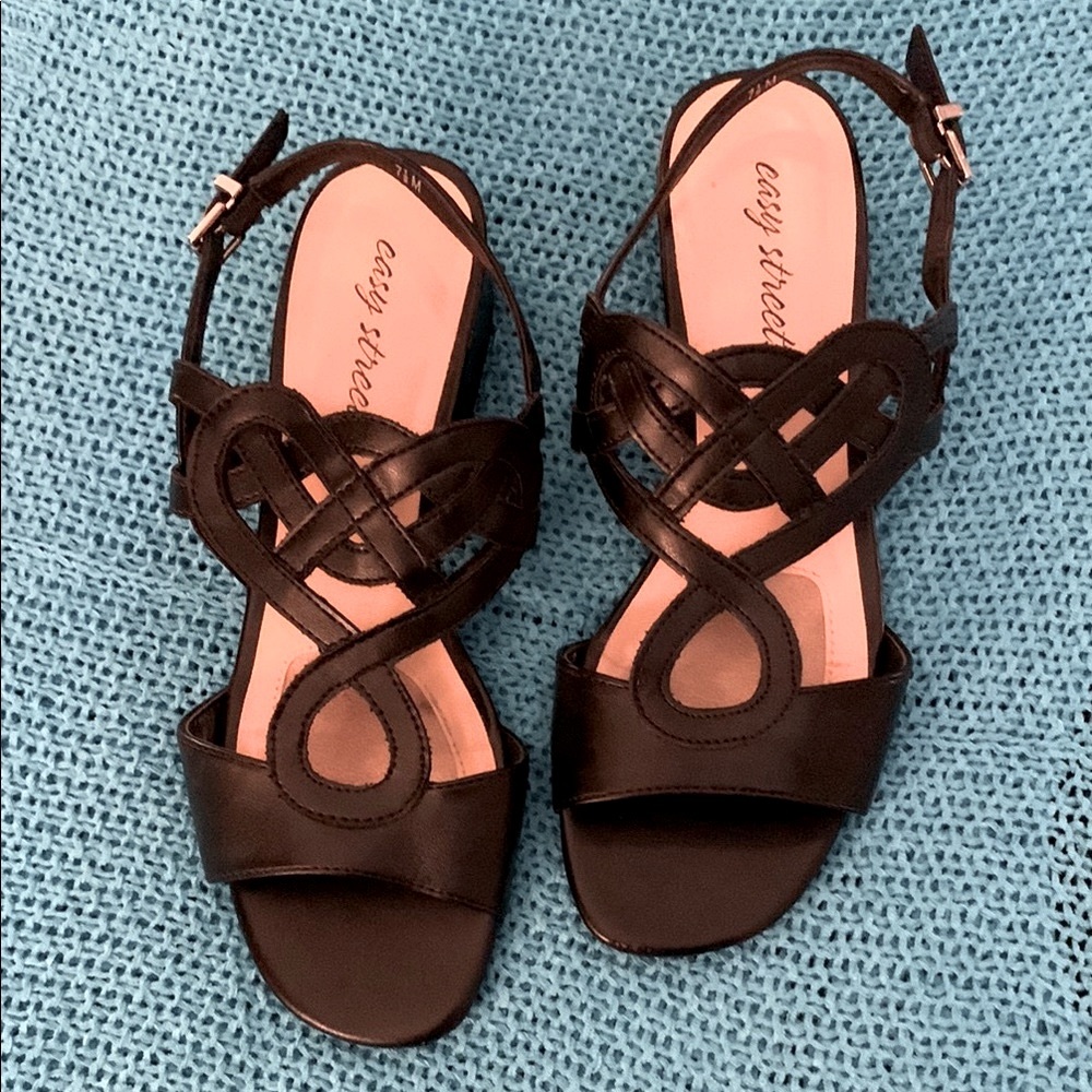 Easy Street Black Elegant Sandals